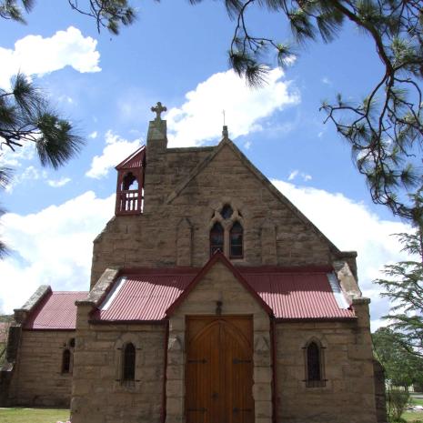 StAlbans AnglicanChurch-2007