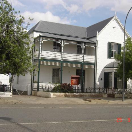 EC-GRAAFF-REINET-Trinity-Methodist-Church_5