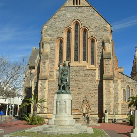 EC.OK-GRAHAMSTOWN.MAKHANDA-StMichael&StGeorge-Cathedral-2008_39