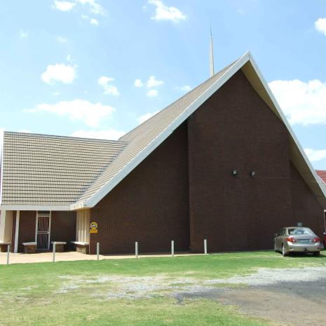 GAU-SPRINGS-Strubenvale-Springs-Oos-Nederduitsch-GHervormde-Kerk_03
