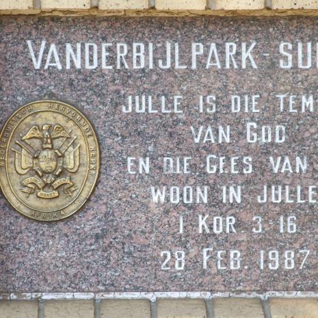 GAU-VANDERBIJLPARK-Vanderbijlpark-Suid-Nederduitsch-Hervormde-Kerk_05