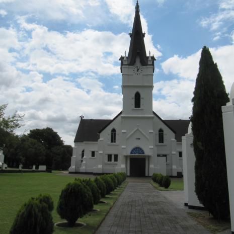 LIM-NYLSTROOM.MODIMOLLE-Ned.Geref.Kerk-Waterberg-2006 (17)