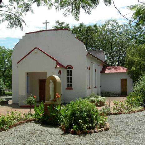 NW-BRITS-CatholicChurch-2006 (4)
