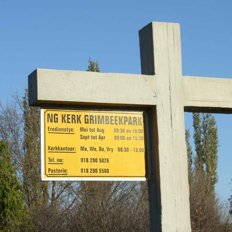 NW-POTCHEFSTROOM-Grimbeekpark-Nederduitse-Gereformeerde-Kerk_07