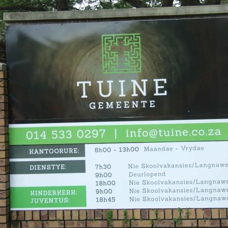 NW-RUSTENBURG-Tuine-Nederduitsch-Hervormde-Kerk_05