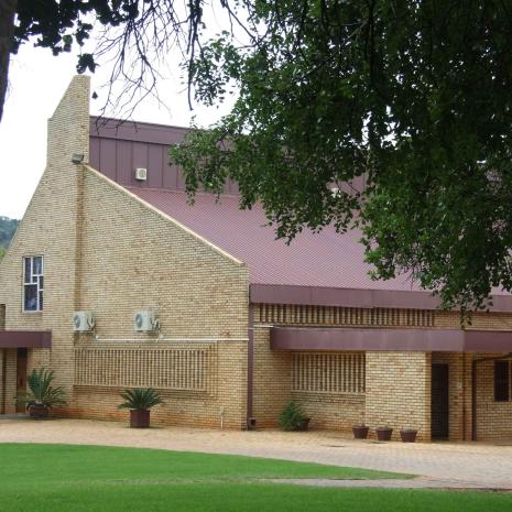 NW-RUSTENBURG-Tuine-Nederduitsch-Hervormde-Kerk_03