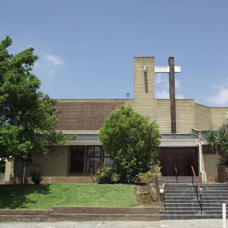 WK-GEORGE-Ou-Apostoliese-Kerk_4