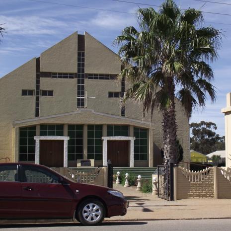JF-Neumann-Memorial-United-Congregational-Church