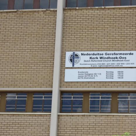 WW-Nabibia-WINDHOEK-Windhoek-Oos-Nederduitse-Gereformeerde-Kerk_02